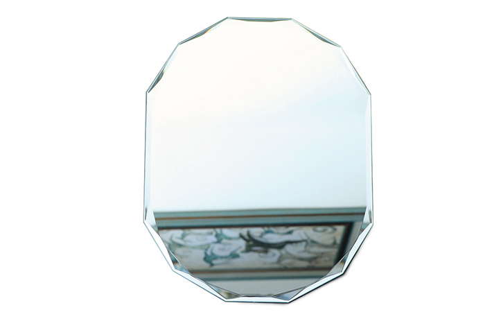 Diamond edge shatterproof mirror for decorative