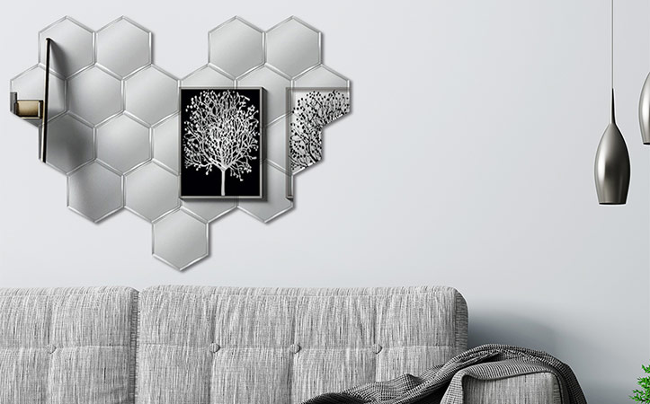 Heart-shaped collage decorative mirror